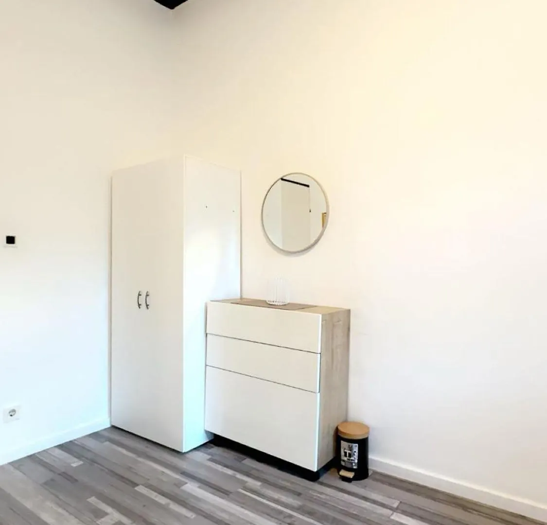 Amazing Modern Studio Near Akh Wien Lejlighed
